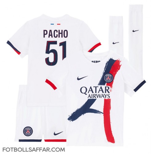 Paris Saint-Germain Willian Pacho #51 Bortadräkt Barn 2024-25 Kortärmad (+ Korta byxor)